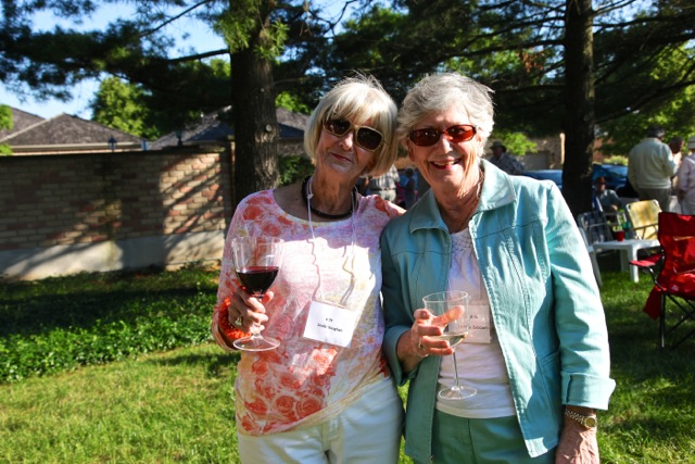 Linda Vaughan and Louise Sabourin